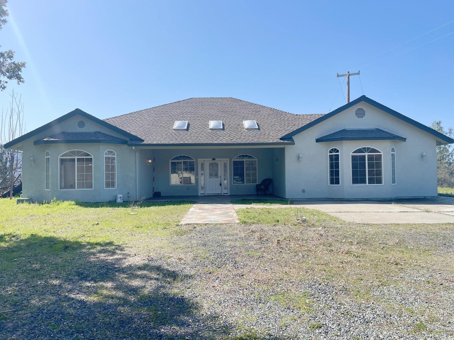 Photo of 1079 Lumpkin Rd in Oroville, CA