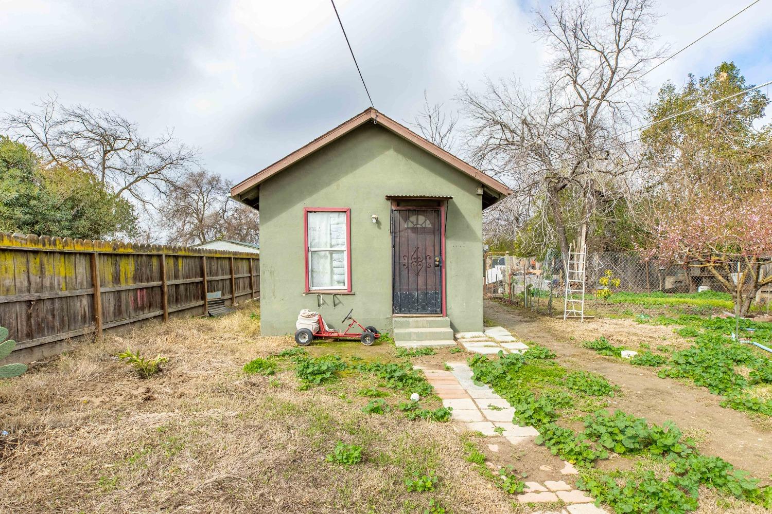 Detail Gallery Image 17 of 34 For 524 Sunset Ave, Modesto,  CA 95351 - 3 Beds | 2 Baths