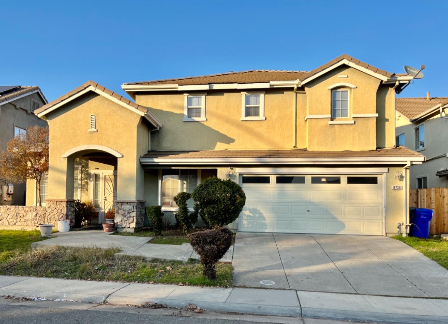 Photo of 8736 S Blue Maiden Wy in Elk Grove, CA