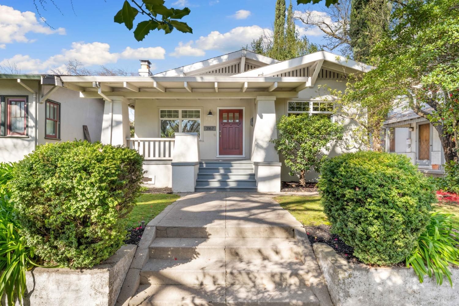 Photo of 3167 C St in Sacramento, CA