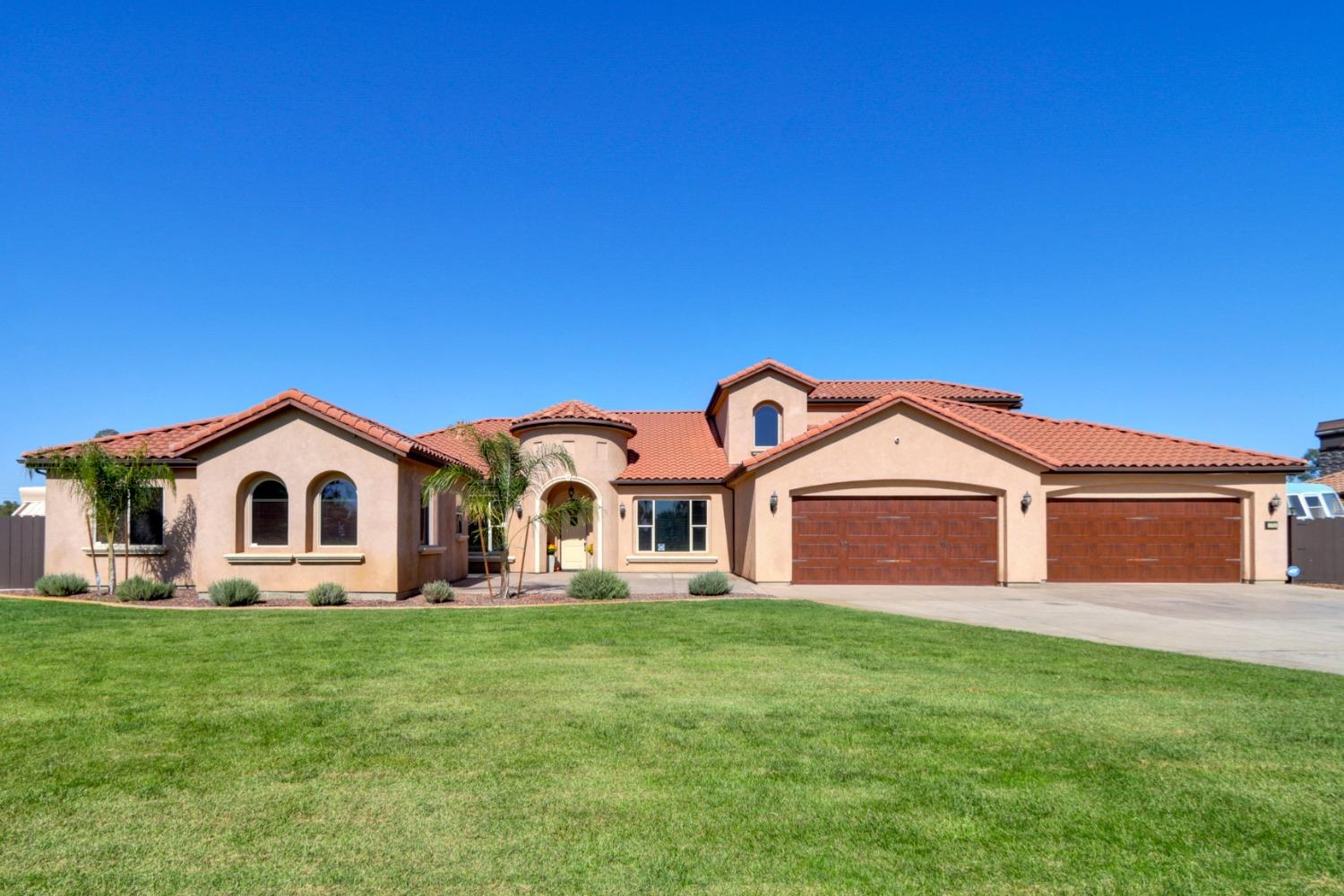 Photo of 174 Lee Rd in Nicolaus, CA