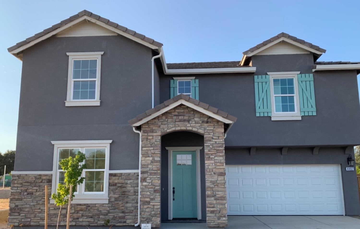 Photo of 4402 Redstart Ln in Rocklin, CA