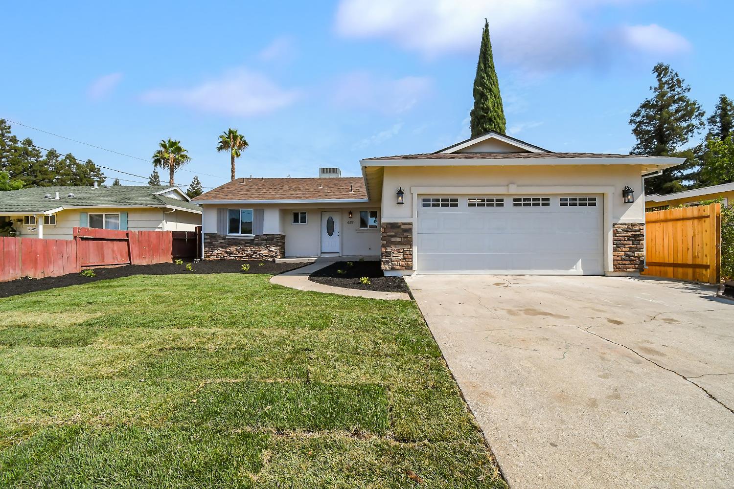 Photo of 639 Lewis Ave in Yuba City, CA