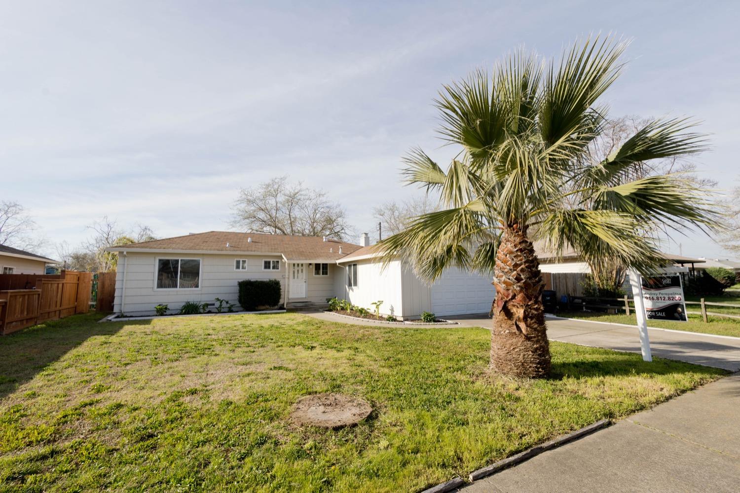 Photo of 3830 Tavi Ave in North Highlands, CA