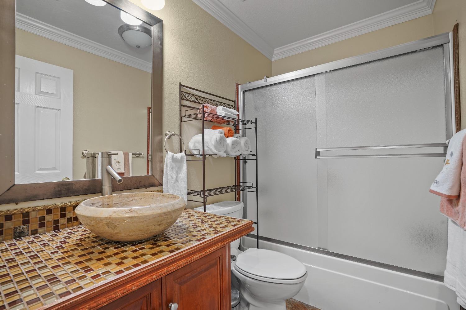 Detail Gallery Image 29 of 54 For 3417 Hillglen Ave, Modesto,  CA 95355 - 4 Beds | 3 Baths