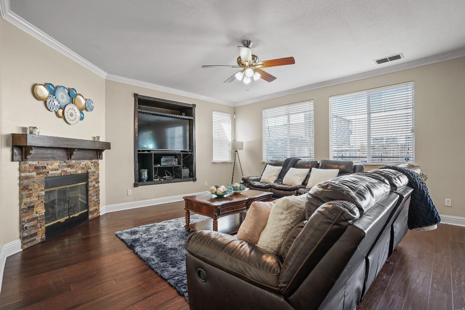 Detail Gallery Image 22 of 54 For 3417 Hillglen Ave, Modesto,  CA 95355 - 4 Beds | 3 Baths