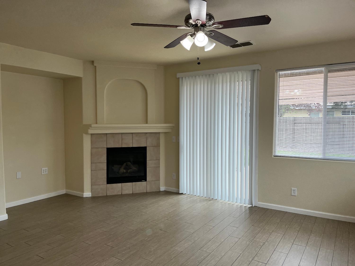 Photo of 1849 Acari Ave in Sacramento, CA