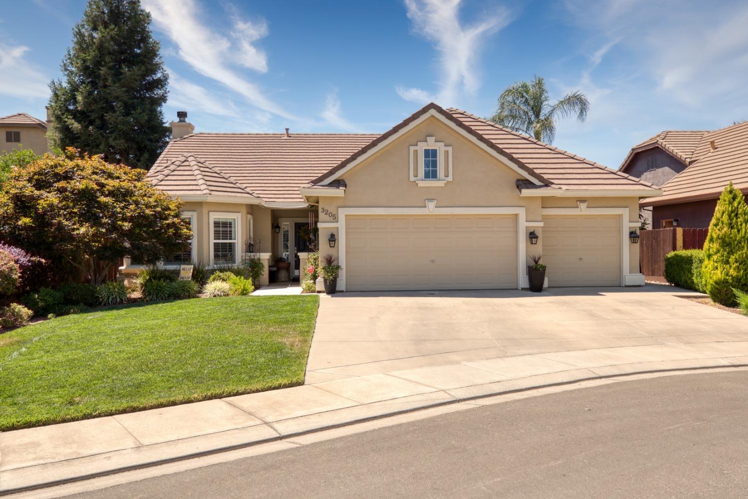 Photo of 3205 Esser Ct in Modesto, CA
