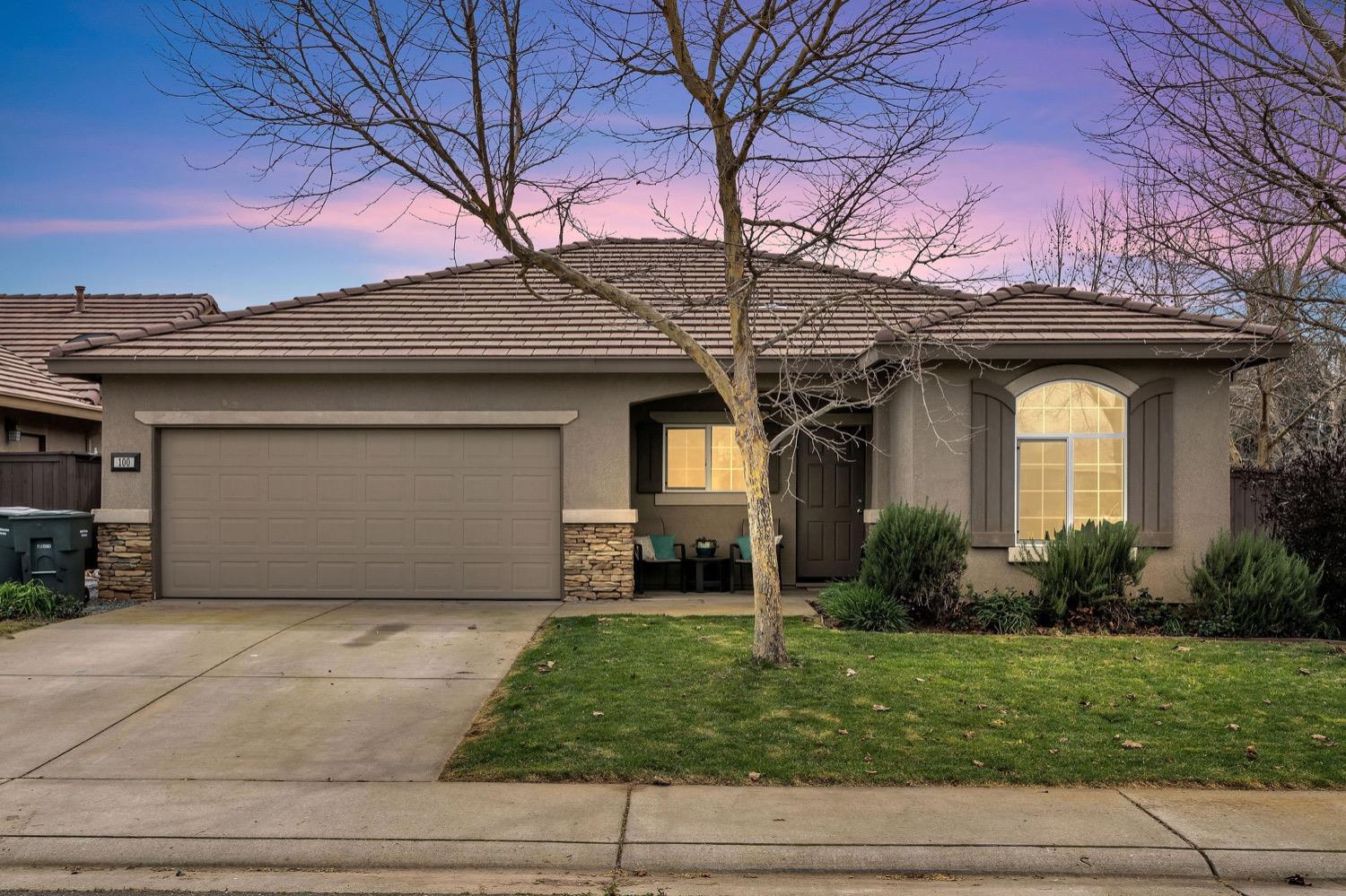 Photo of 100 Inverness Ct in Ione, CA