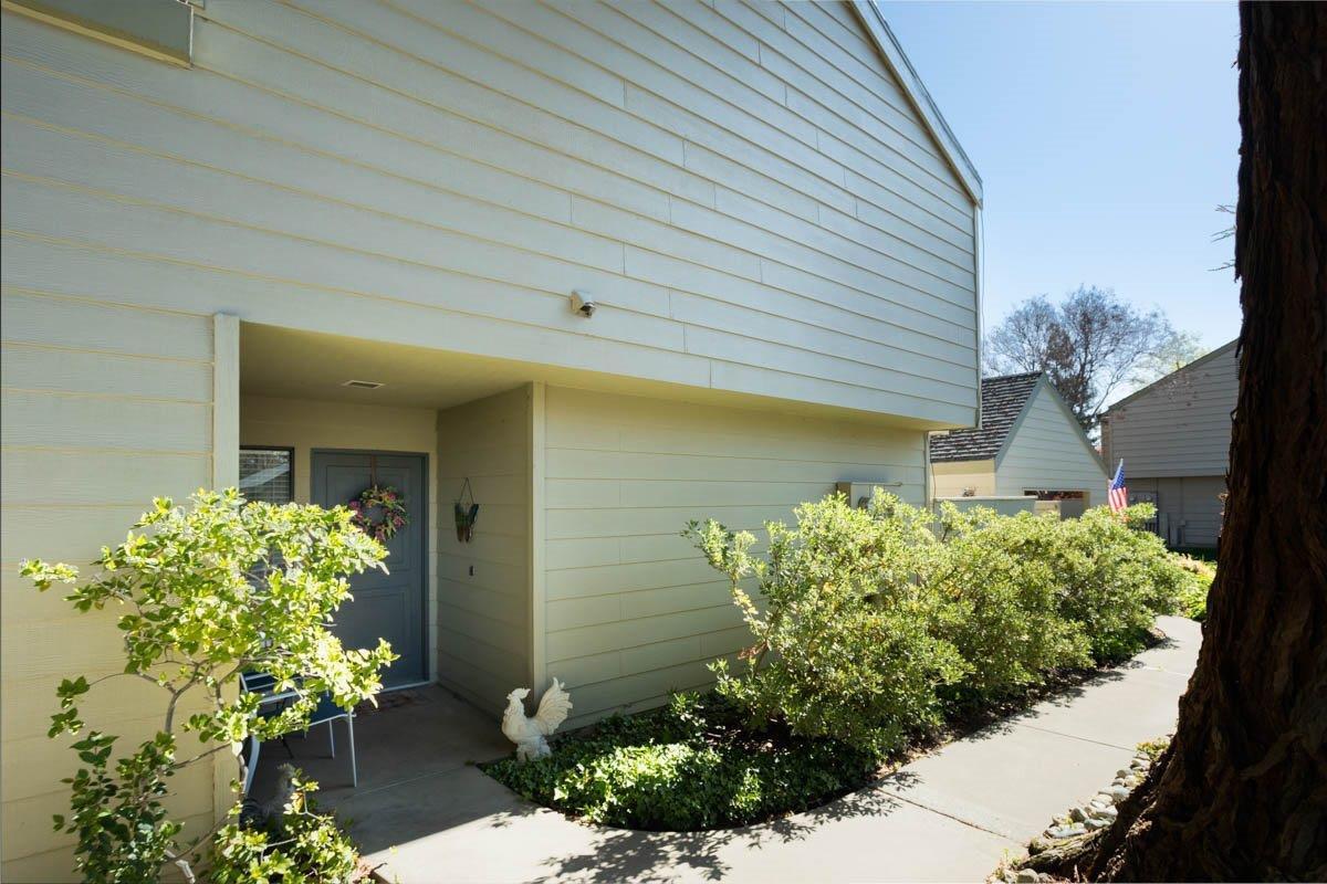 Photo of 750 Lincoln Rd #28 in Yuba City, CA