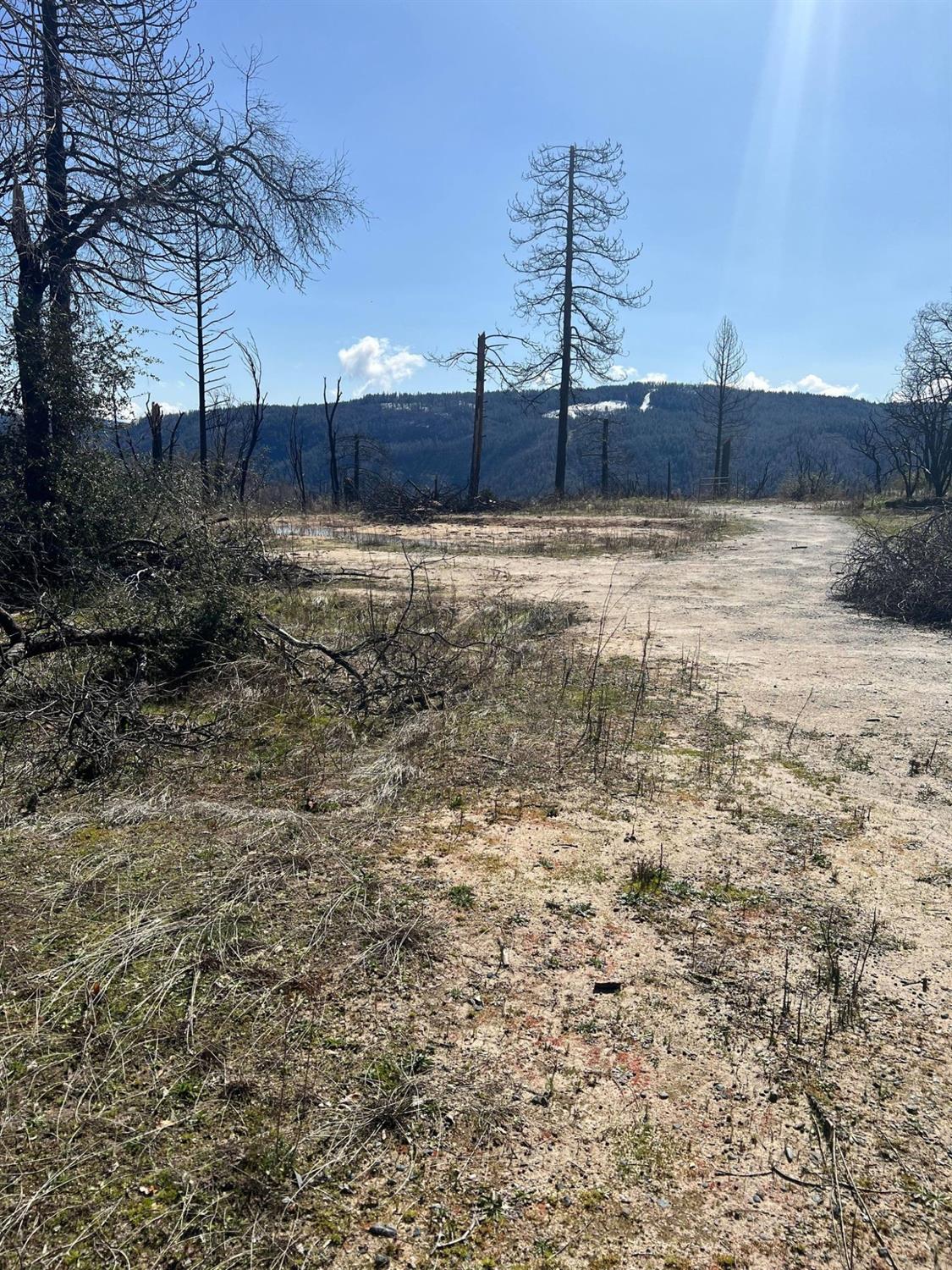 Photo of 1588 Lumpkin Rd in Oroville, CA