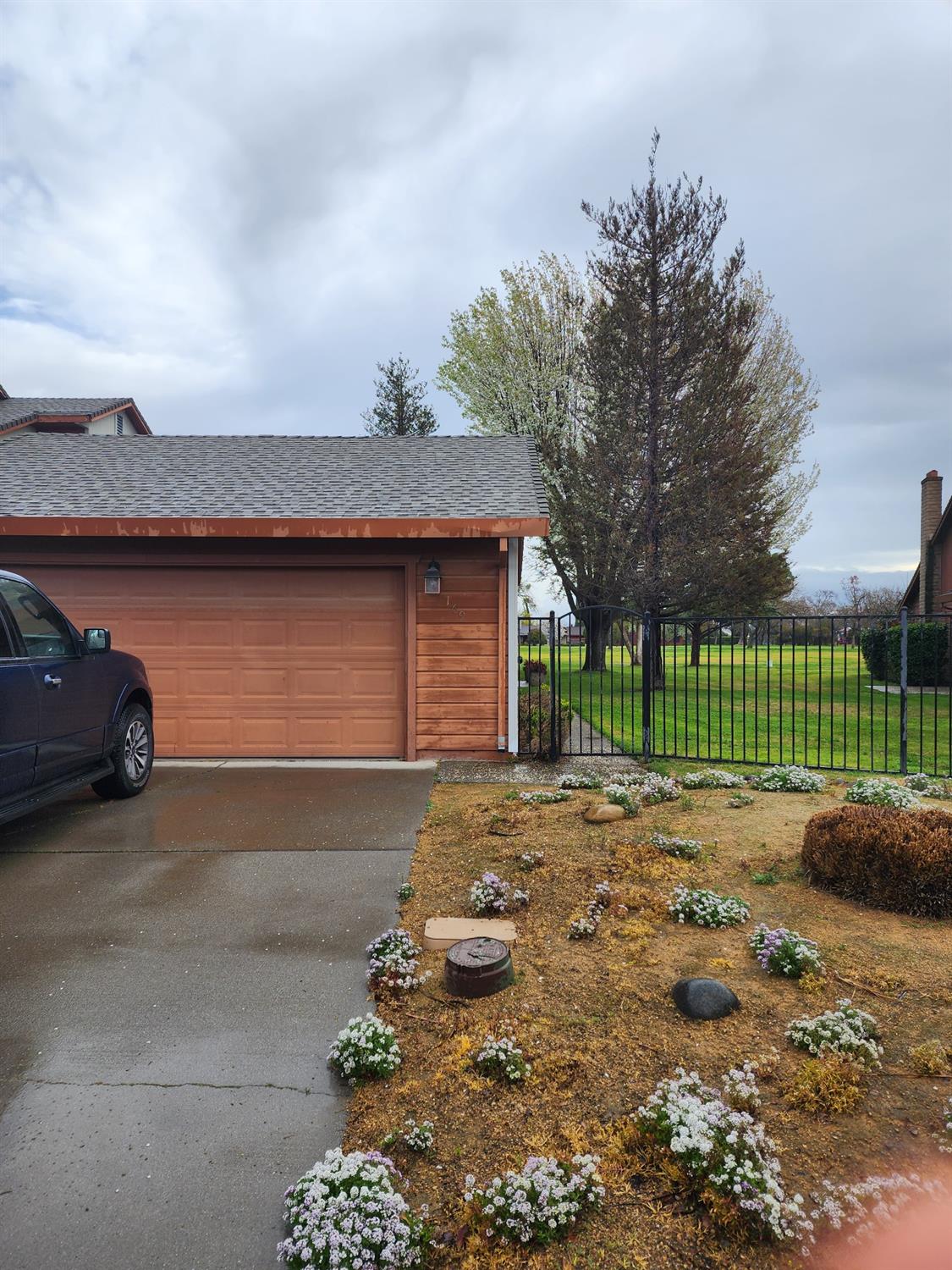 Photo of 169 Country Club Dr in Colusa, CA