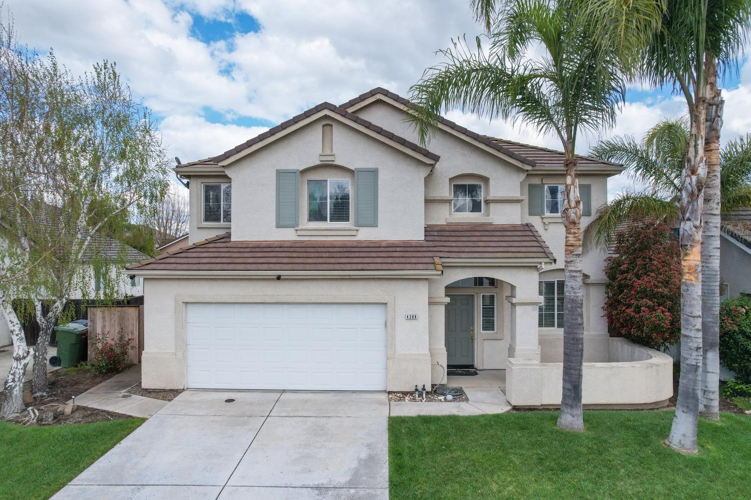 Photo of 4208 Eldenberry Ct in Modesto, CA