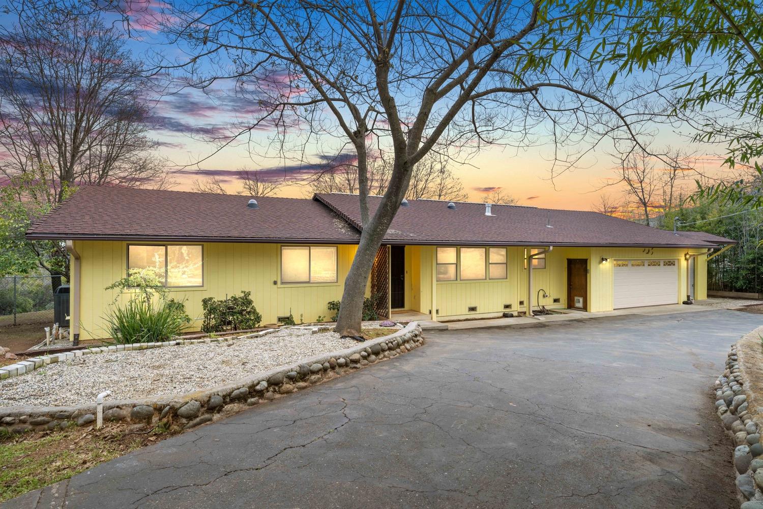 Photo of 294 Diana Ct in Placerville, CA