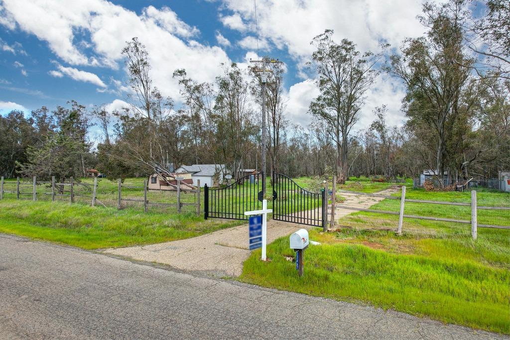 Photo of 13467 Borden Rd in Herald, CA