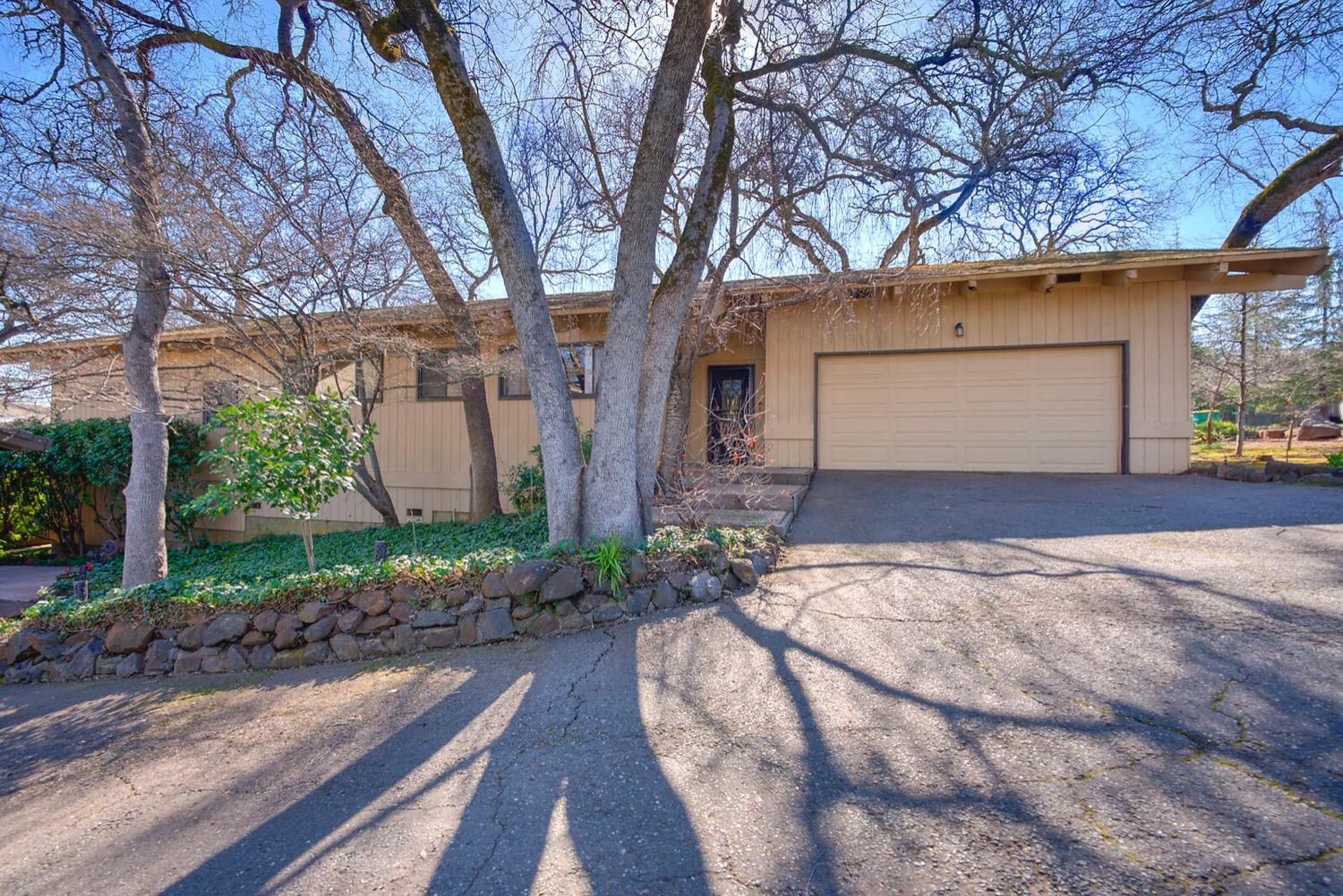 Photo of 3025 Cambridge Rd #B in Cameron Park, CA