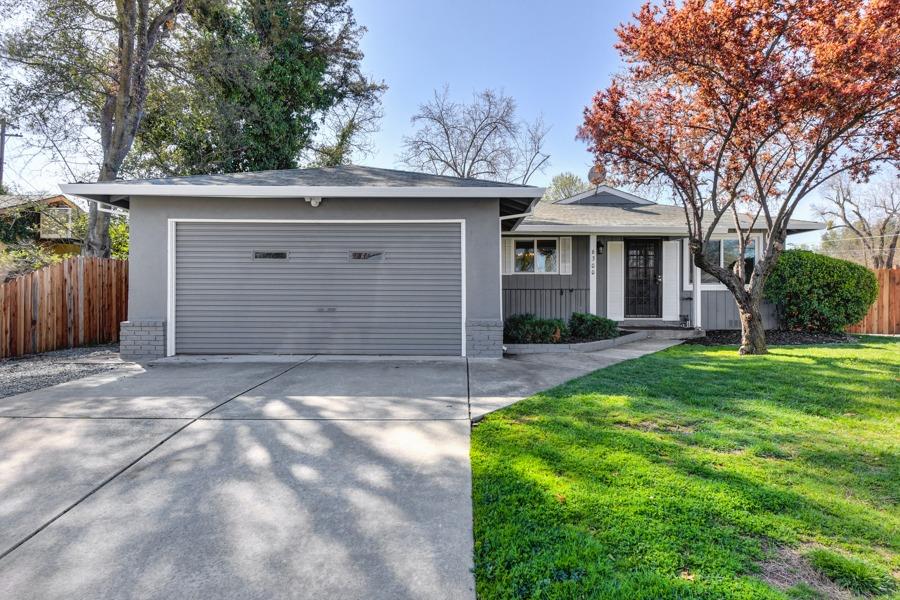 Photo of 6300 Cheltenham Wy in Citrus Heights, CA
