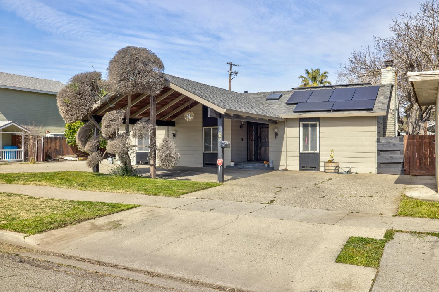 Photo of 738 Webster St in Colusa, CA