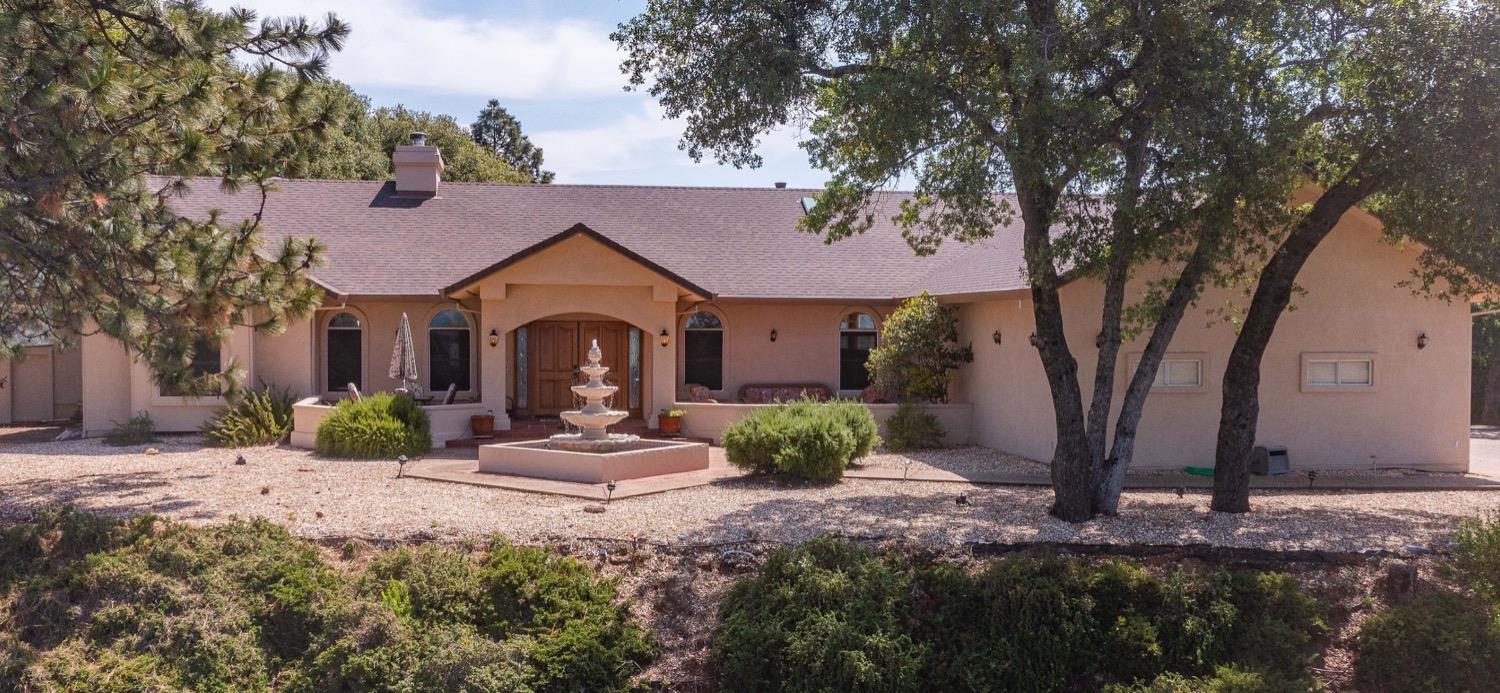 Photo of 526 Jessica Ct in Mokelumne Hill, CA