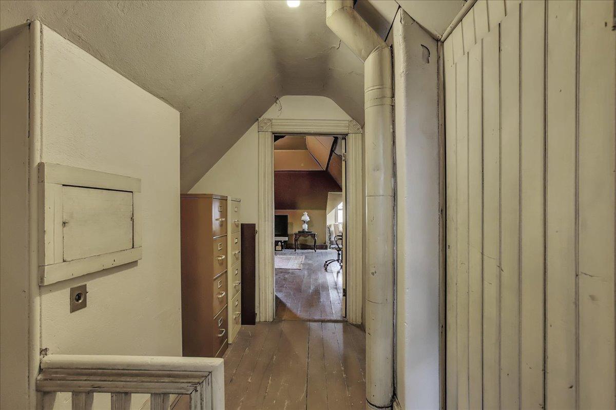 Detail Gallery Image 55 of 97 For 403 Neal St, Grass Valley,  CA 95945 - 4 Beds | 2/1 Baths