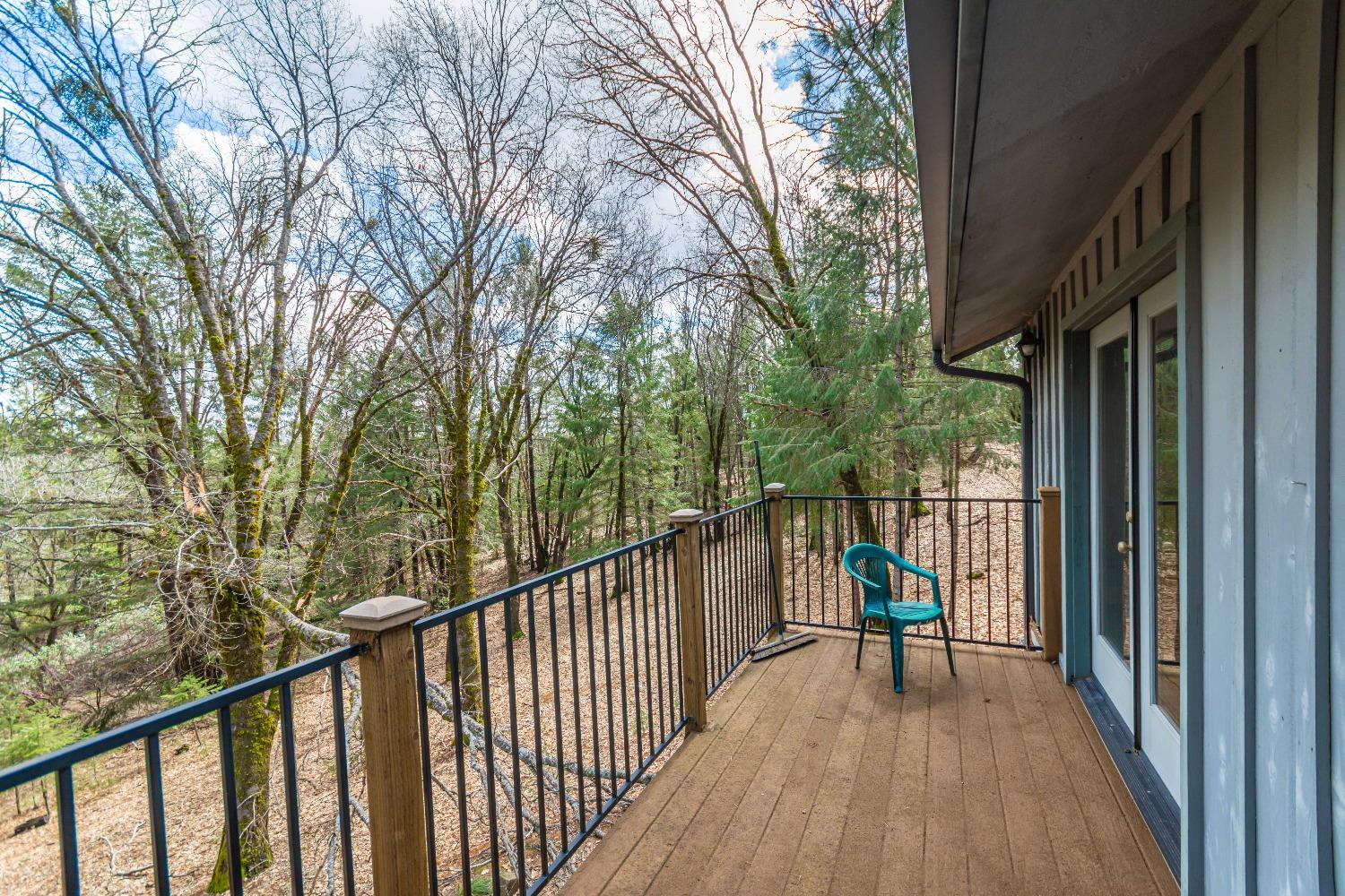 Detail Gallery Image 41 of 52 For 14221 Renmar Ct, Grass Valley,  CA 95945 - 4 Beds | 2/1 Baths