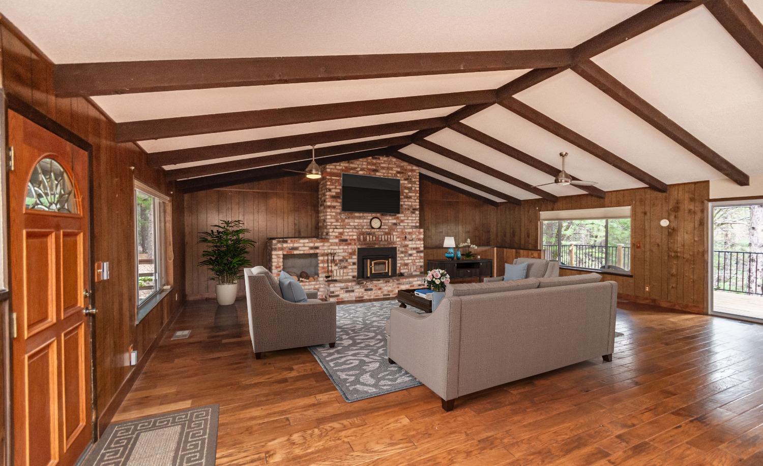 Detail Gallery Image 6 of 52 For 14221 Renmar Ct, Grass Valley,  CA 95945 - 4 Beds | 2/1 Baths