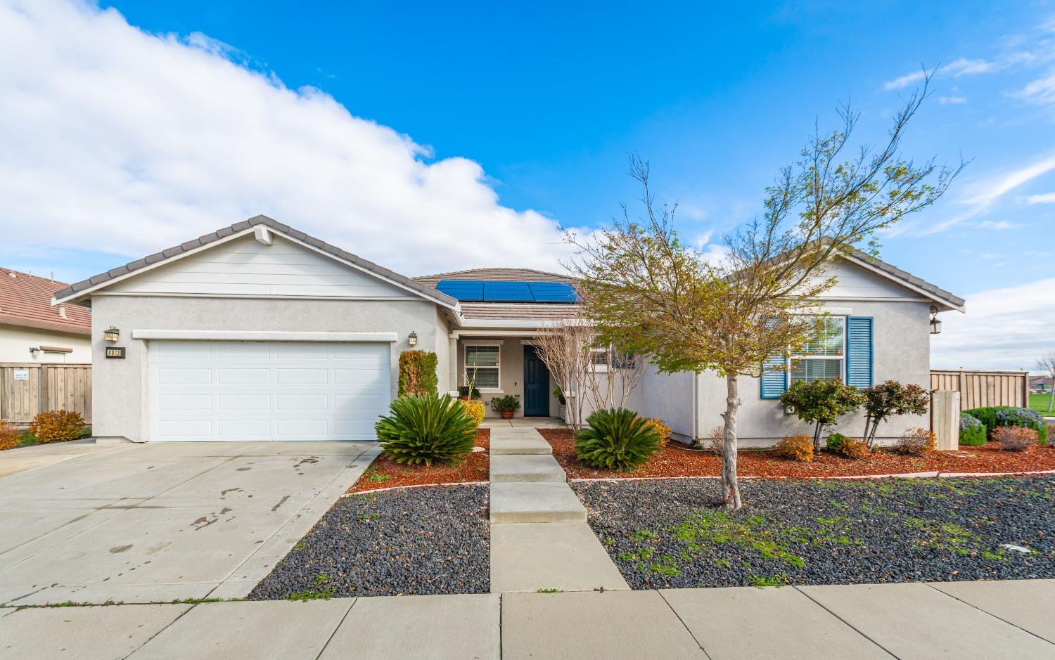 Photo of 8013 Maiss Wy in Elk Grove, CA