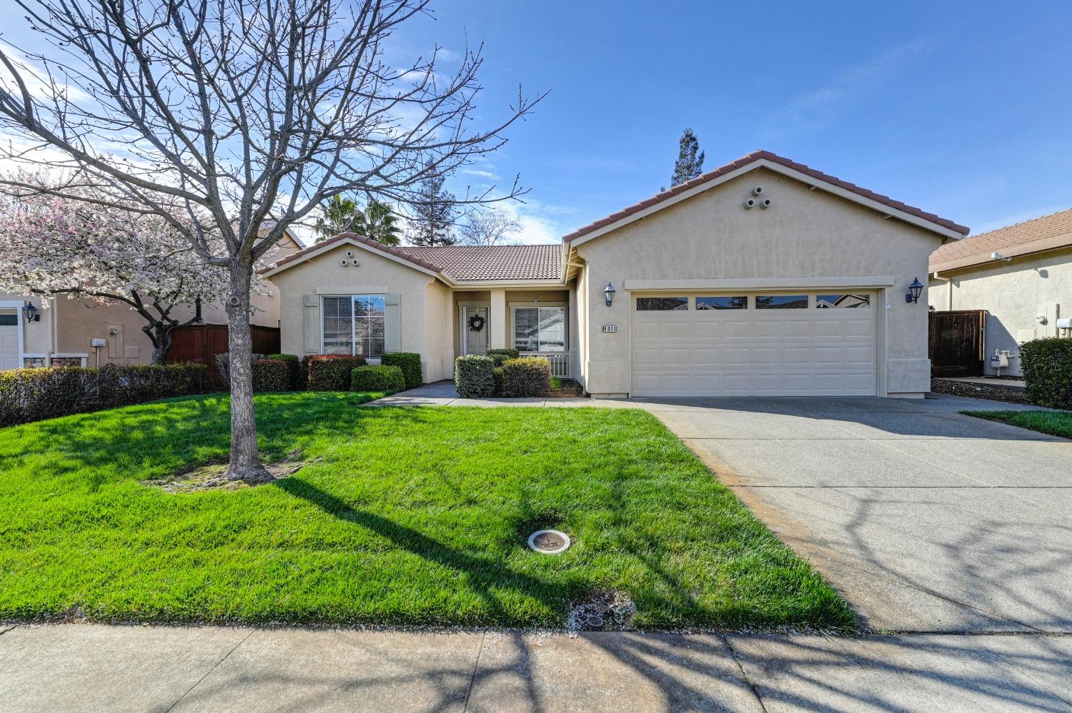 Photo of 4011 Silver Star Ct in Rocklin, CA