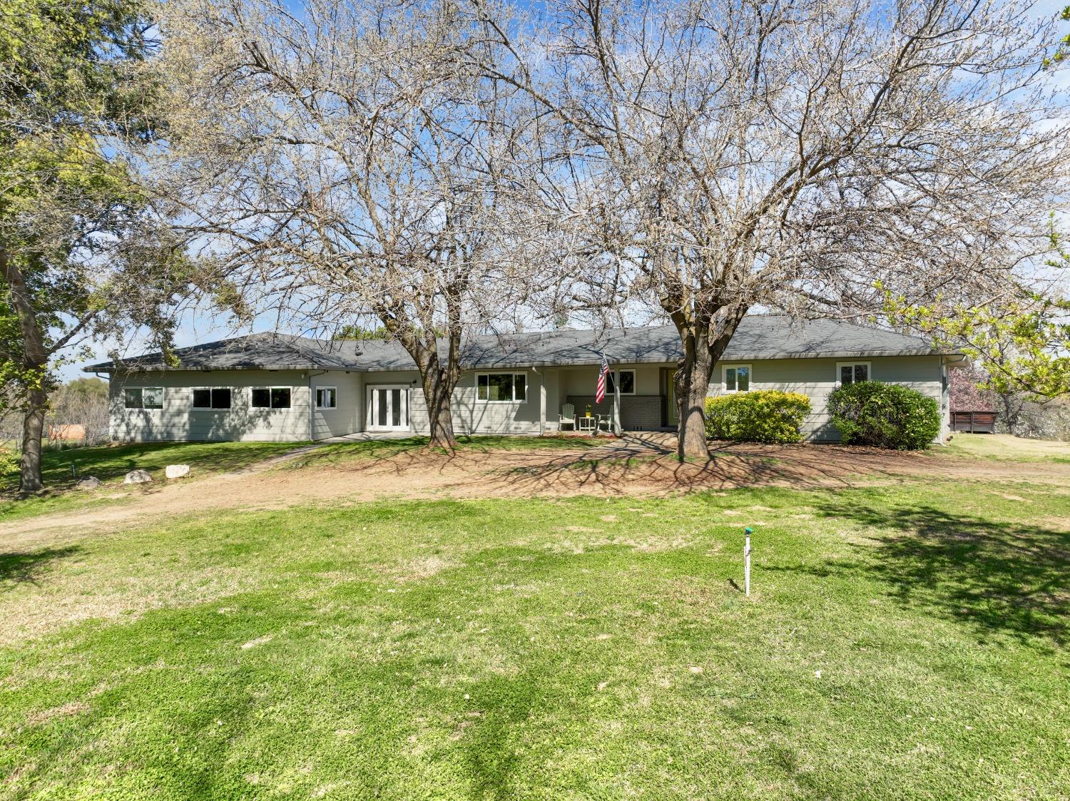 Photo of 4141 Poppyhill Rd in Lincoln, CA