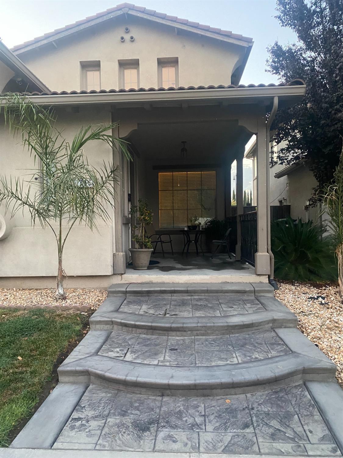 Photo of 715 Claim Stake Ave in Lathrop, CA