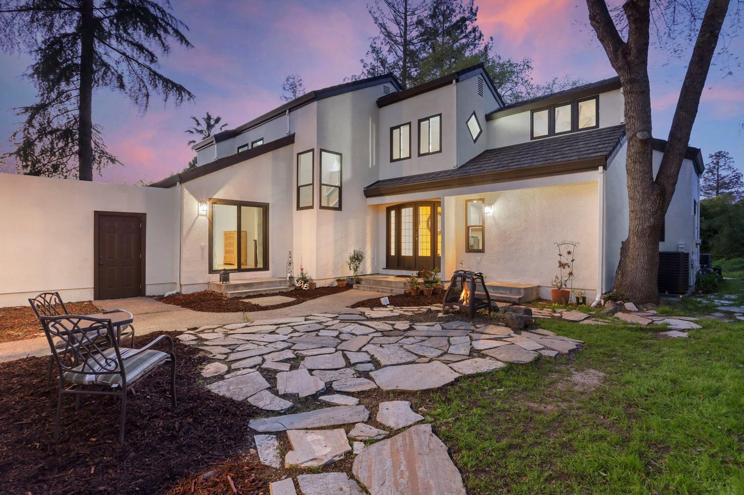 Photo of 2343 Canyon Creek Drive, Stockton, CA 95207