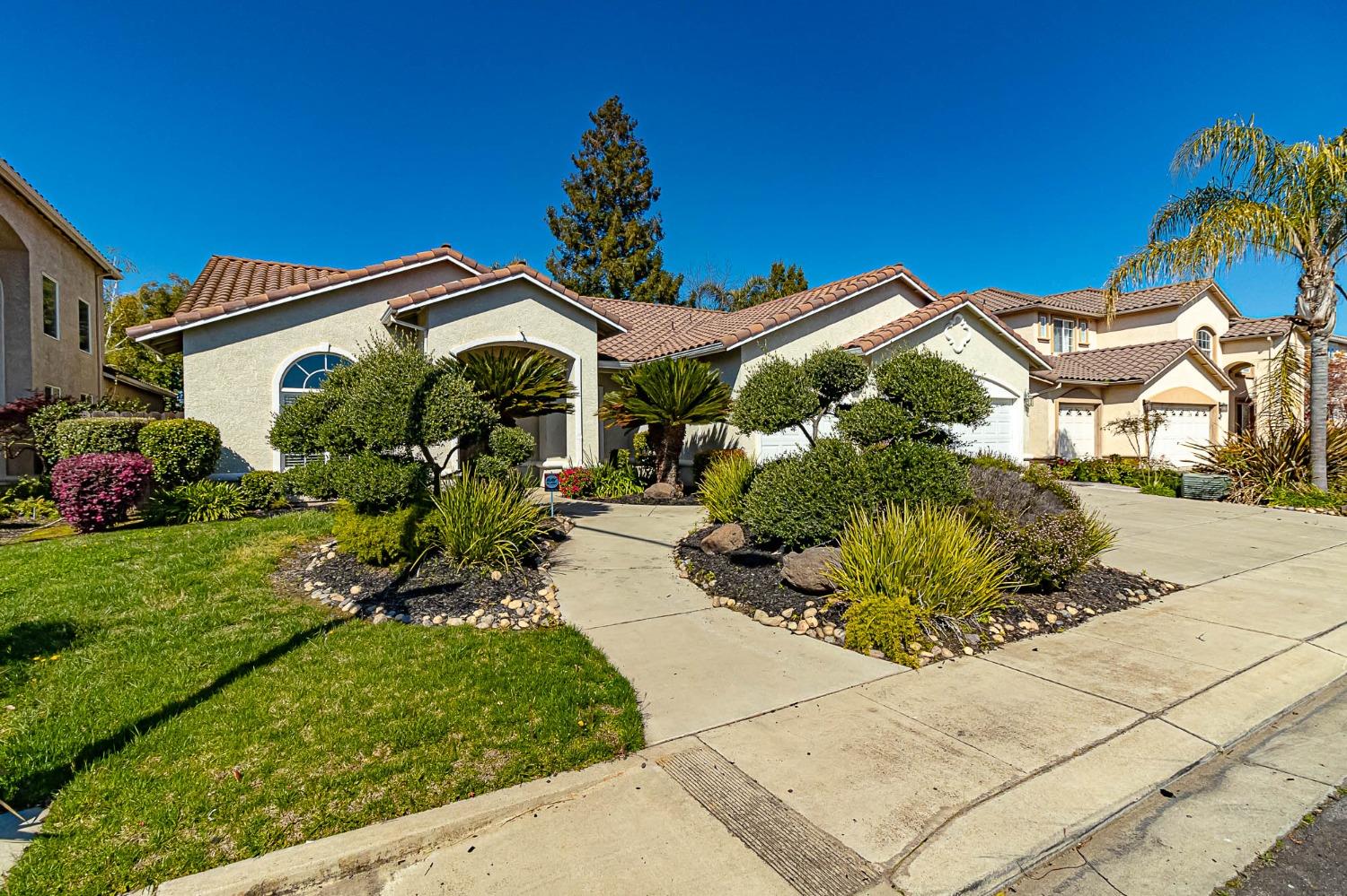 4101 Tierra Lago Drive, Modesto, CA 95356