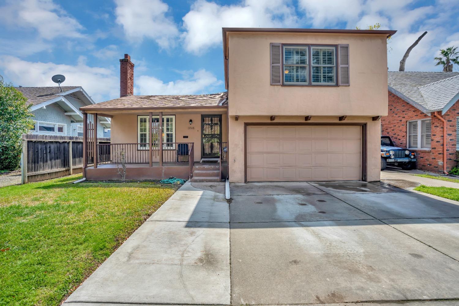 Photo of 3248 10th Ave in Sacramento, CA