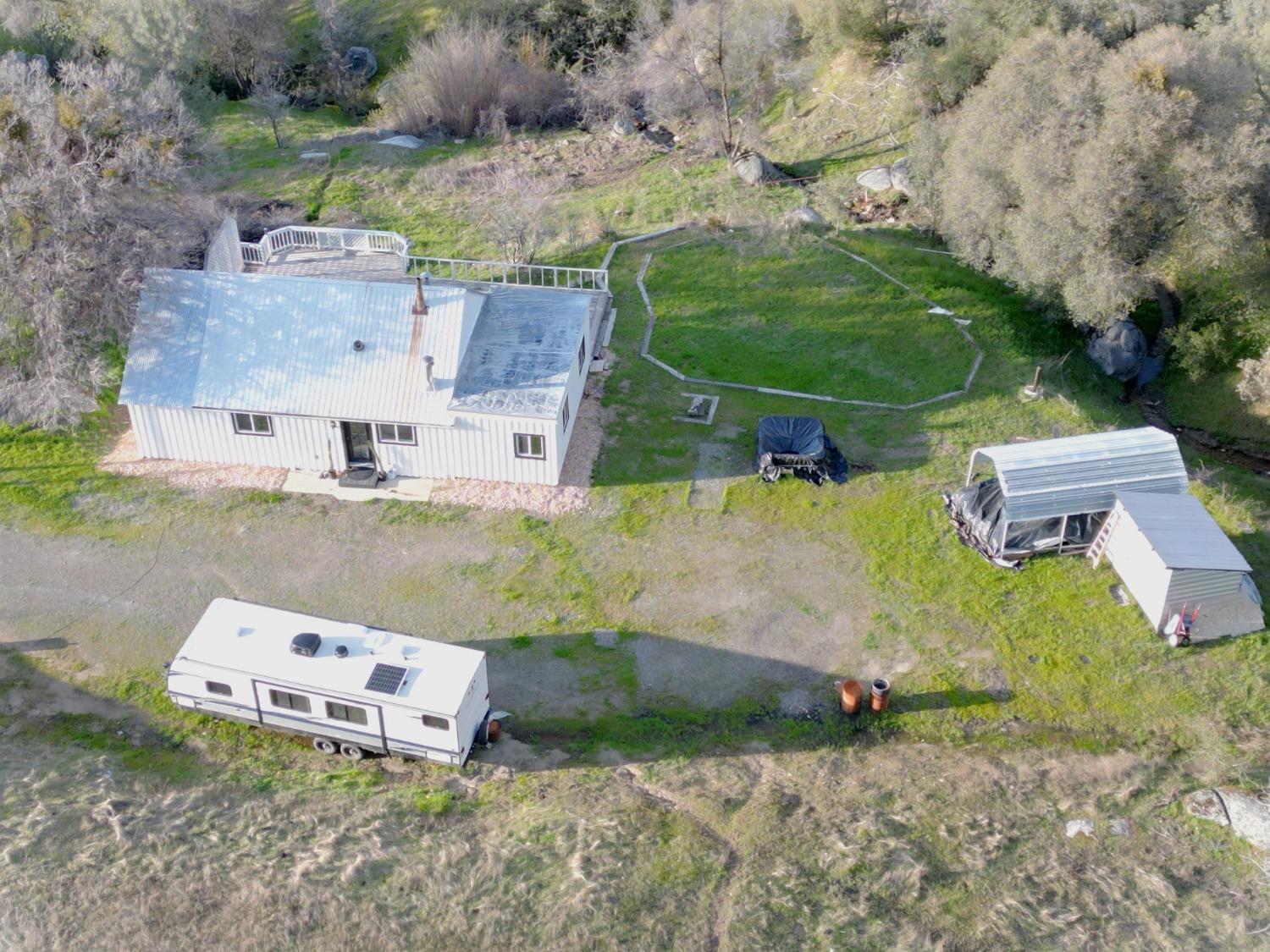 Usona Rd., Mariposa, California image 1