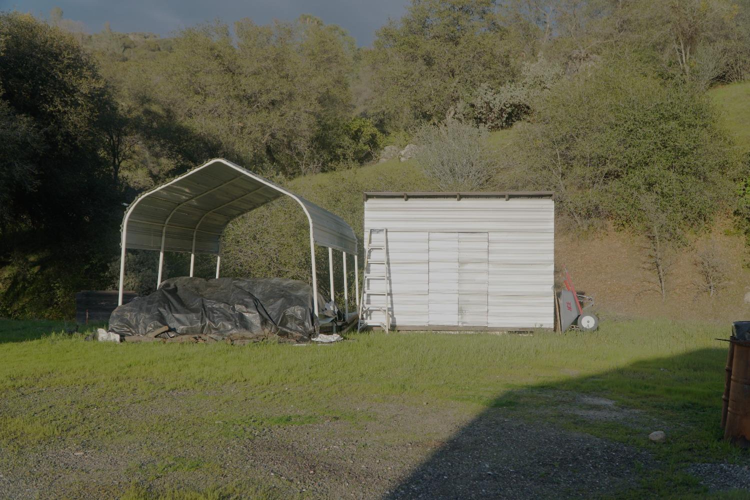 Usona Rd., Mariposa, California image 18