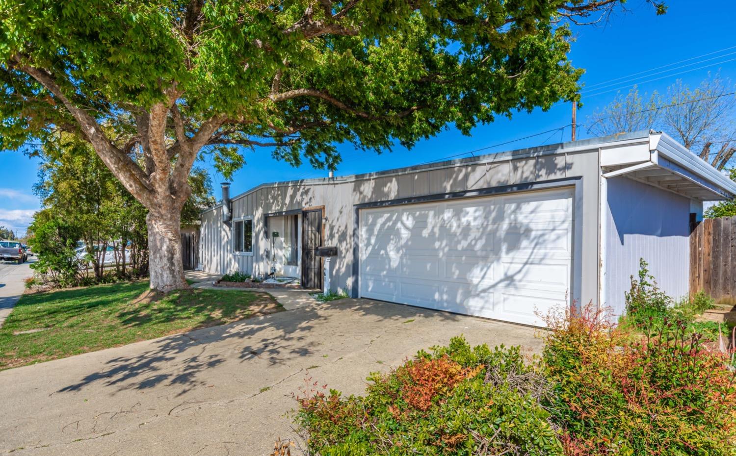 Photo of 1461 Clark Ave in Yuba City, CA