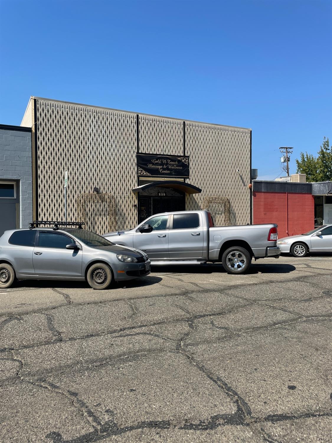 Photo of 225 6th St in Marysville, CA