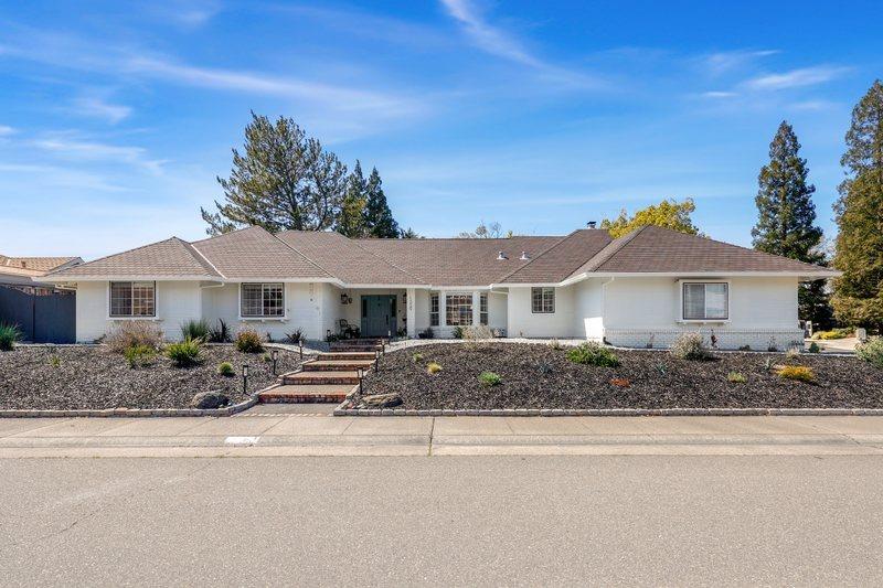 1229 San Simeon Drive, Roseville, CA 95661