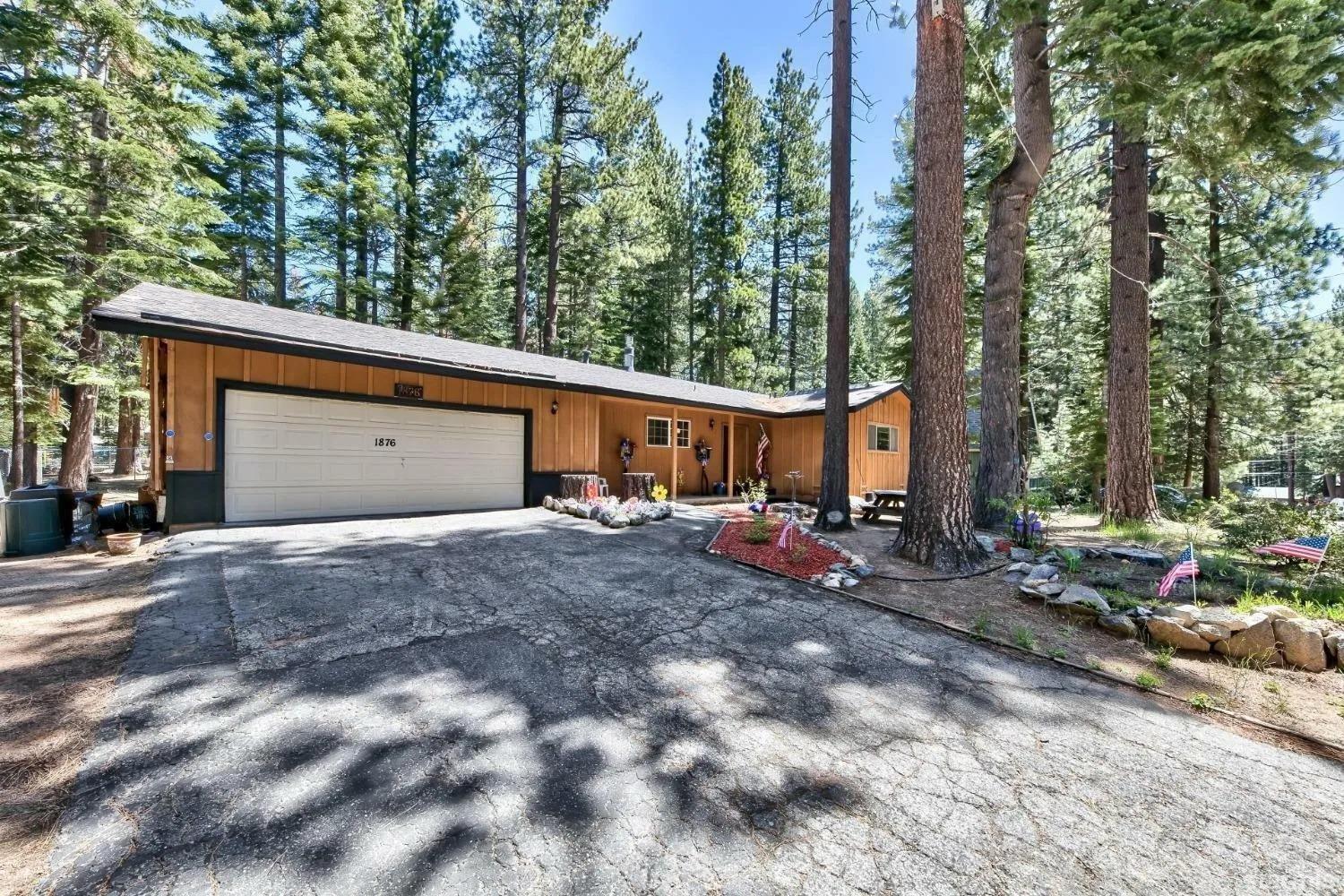 Photo of 1876 Bella Coola Dr in South Lake Tahoe, CA