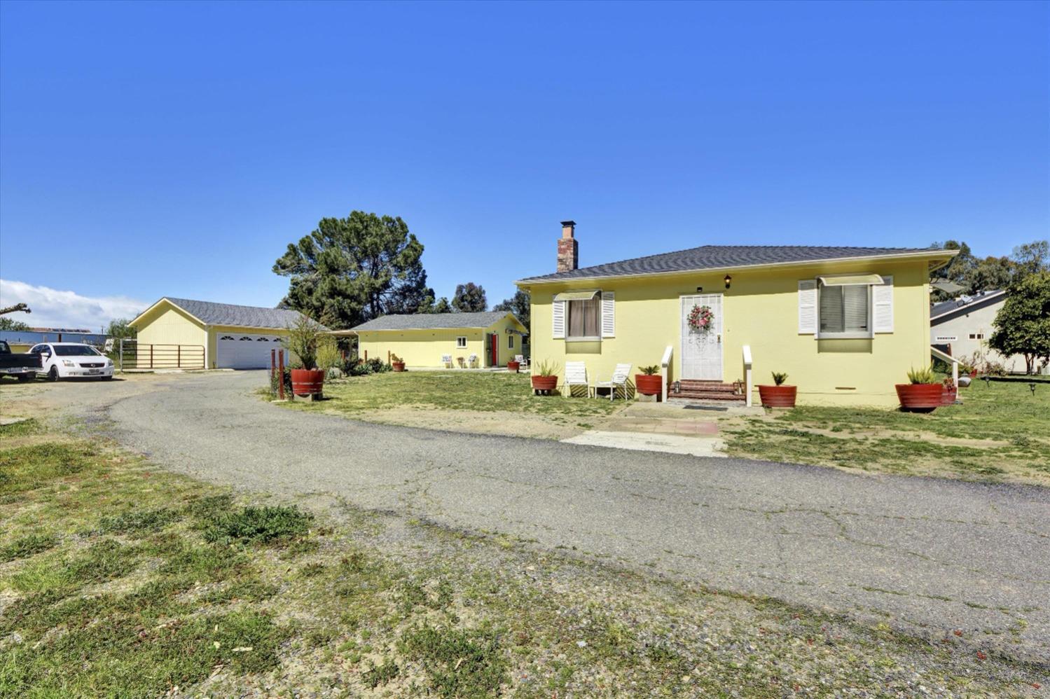 Photo of 2762 County Rd 88a in Dunnigan, CA