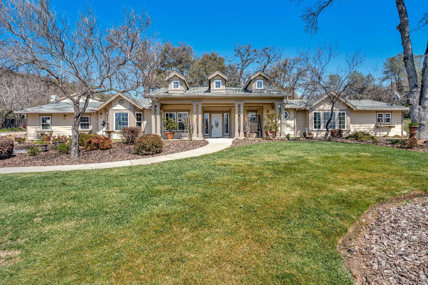 14015 Bell Brook Drive, Auburn, CA 95602