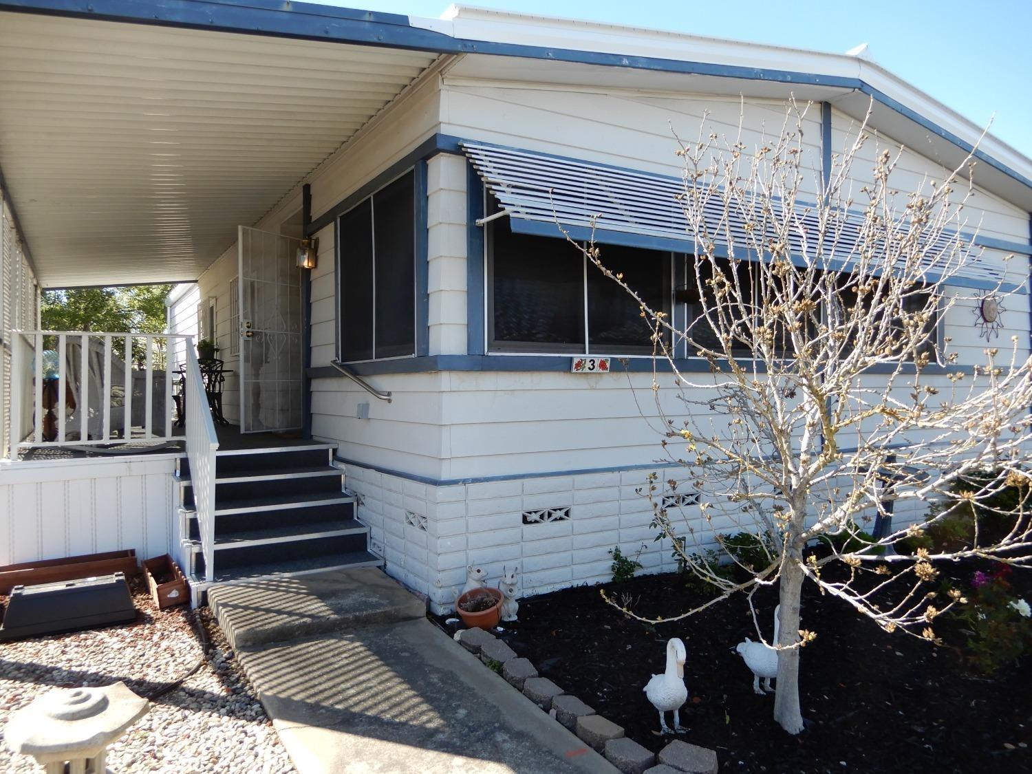 Photo of 3 Amapola Ave #3 in Sacramento, CA