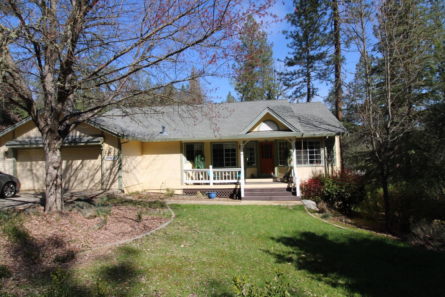 Photo of 20837 Chaparral Cir in Penn Valley, CA