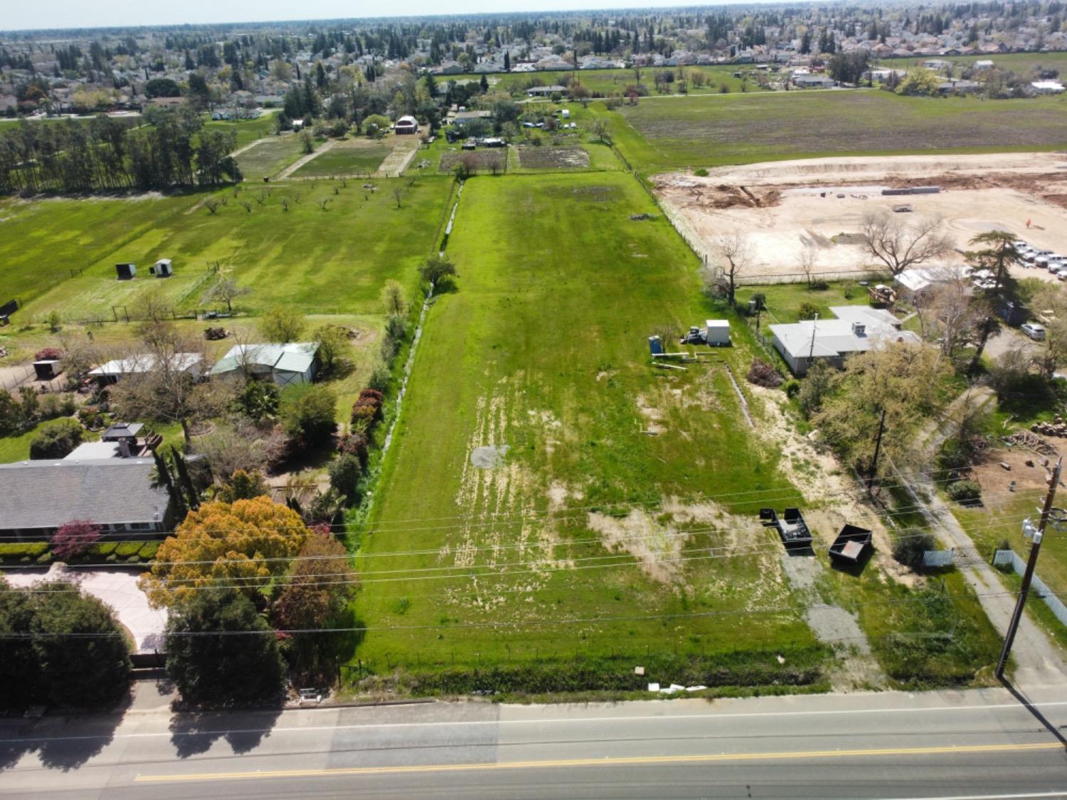 Photo of 8764 Caselmen Rd in Sacramento, CA
