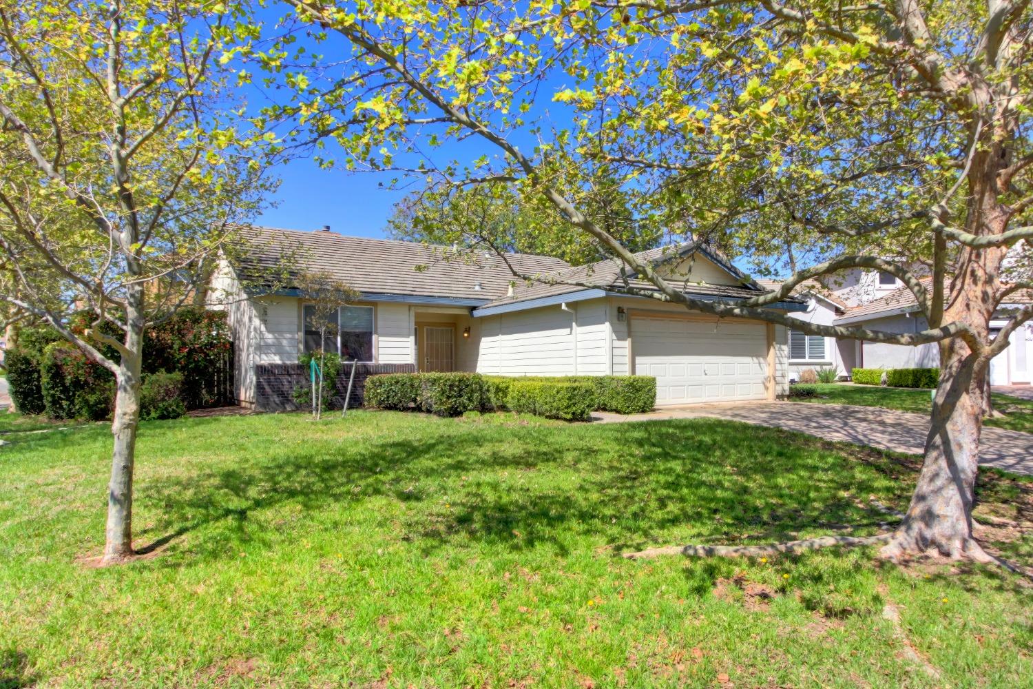 Detail Gallery Image 1 of 1 For 8501 Gingerroot Ct, Antelope,  CA 95843 - 3 Beds | 2 Baths
