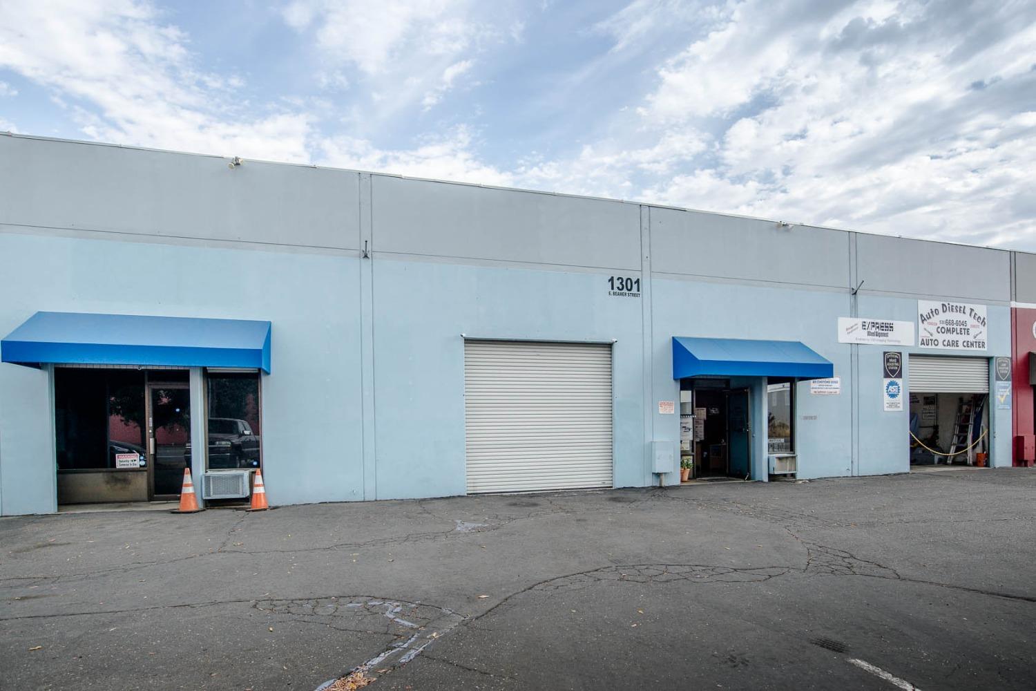 Photo of 1301 E Beamer St in Woodland, CA