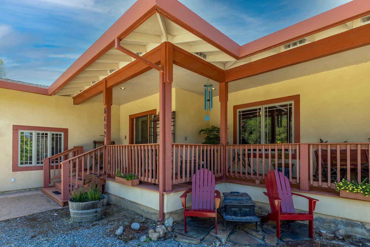 Detail Gallery Image 5 of 78 For 5603 Gold Mountain Rd, Sheep Ranch,  CA 95246 - 3 Beds | 2 Baths