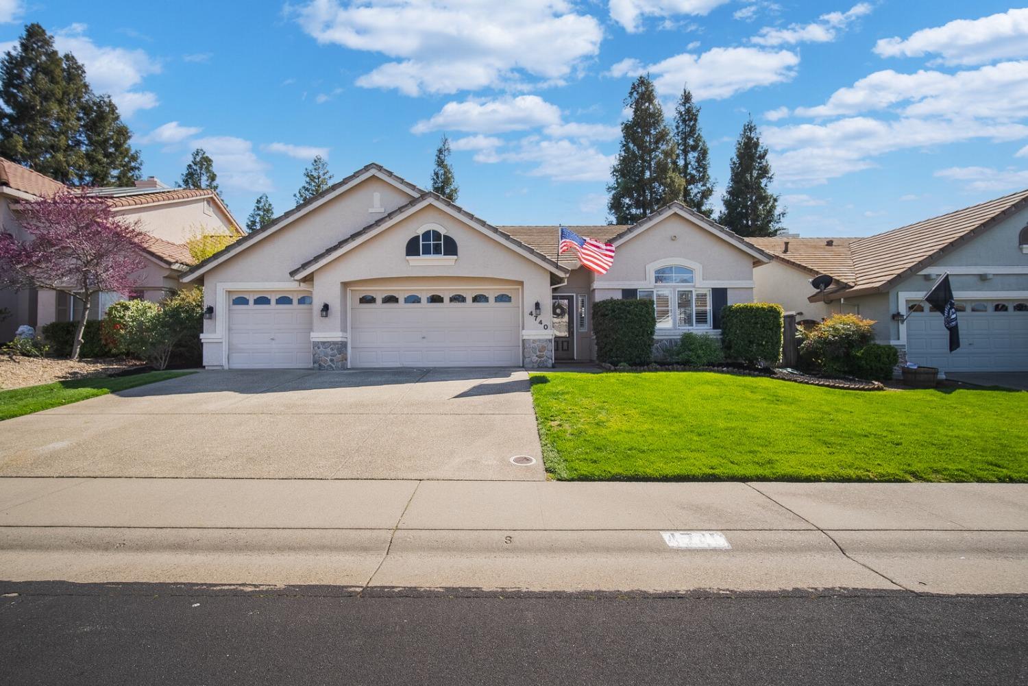 Photo of 4740 Corona Cir in Rocklin, CA