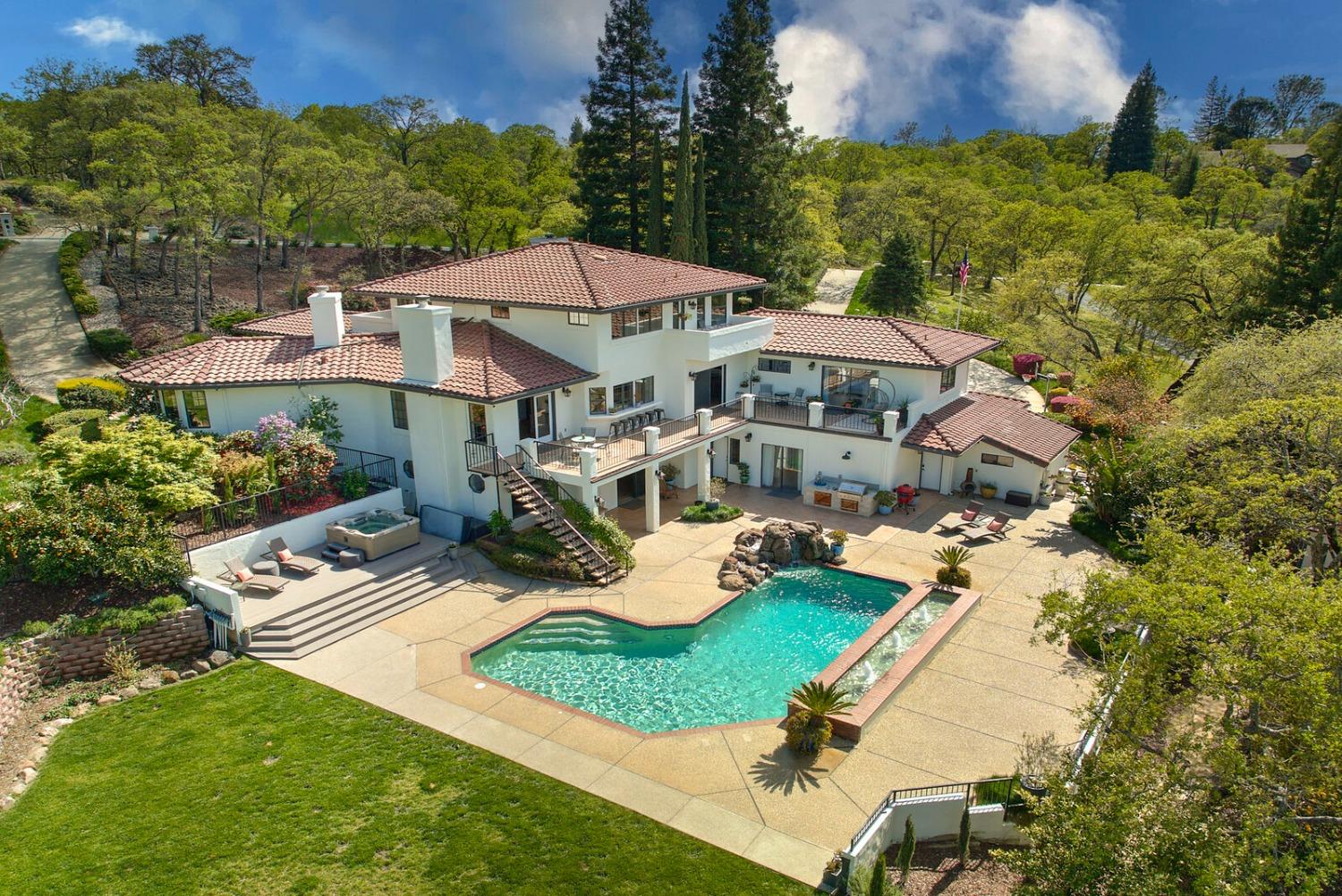 Photo of 5407 Ridge Park Dr in Loomis, CA