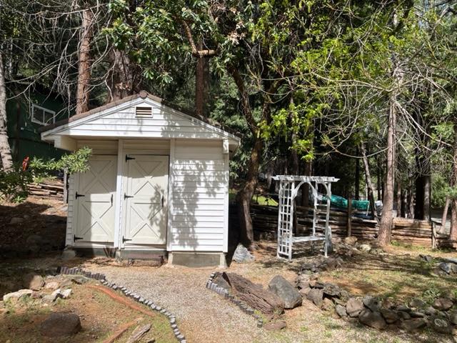 Kokanee Lane, Pollock Pines, California image 41